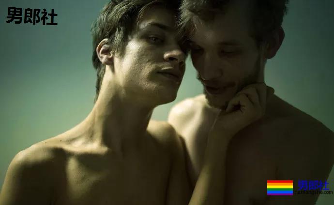 普京又飙反同言论:只要我还是总统,同性婚姻就不可能合法化。 - 51虹马 普京又飙反同言论:只要我还是总统,同性婚姻就不可能合法化。 - 51虹马