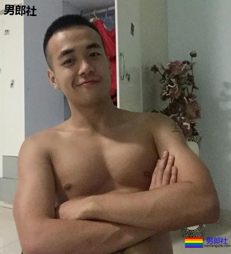同志圈疯传的小视频主角，竟然被我找到了 - 51虹马