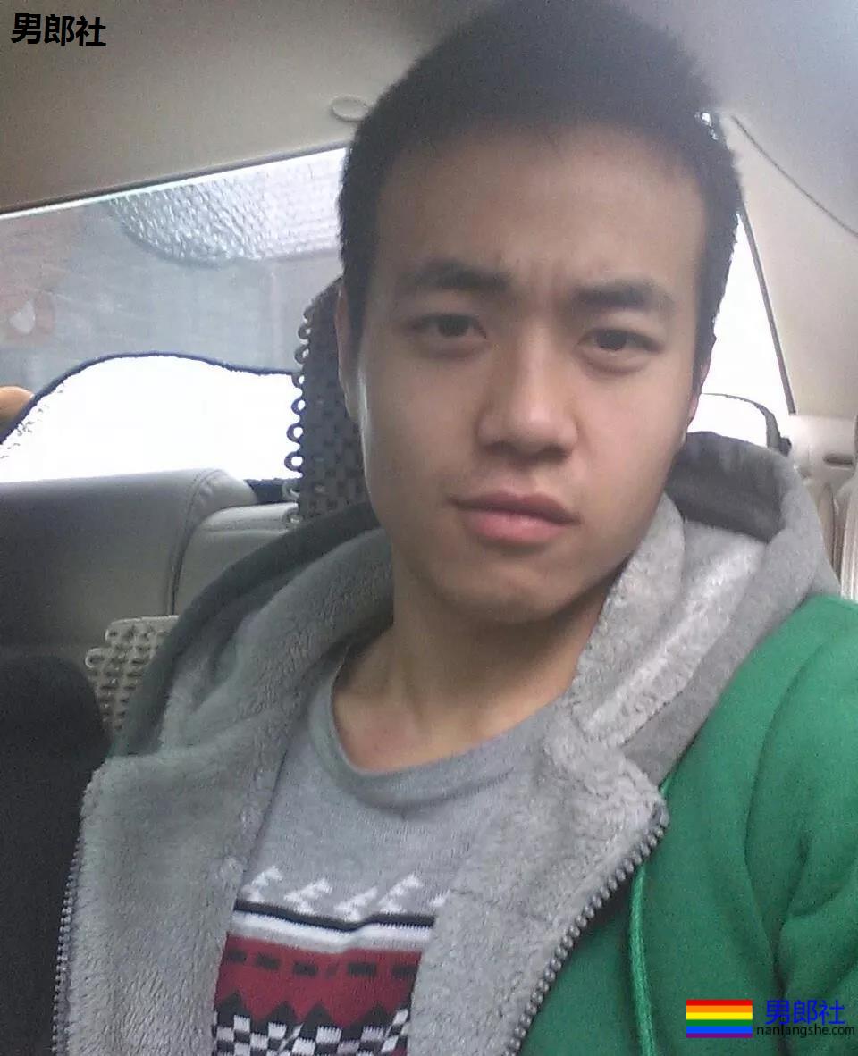 同志圈疯传的小视频主角，竟然被我找到了 - 51虹马