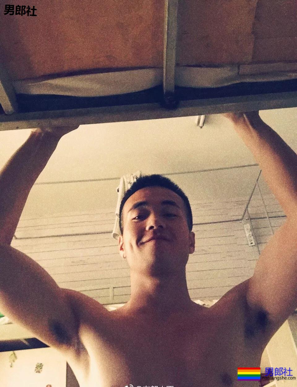 同志圈疯传的小视频主角，竟然被我找到了 - 51虹马