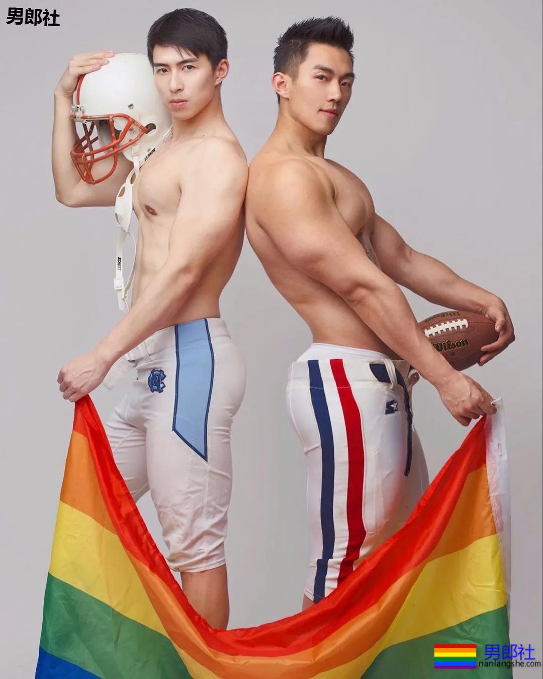 这枚包有 “ 大 " 料boy开野车，INS上各种露操作！ - 51虹马