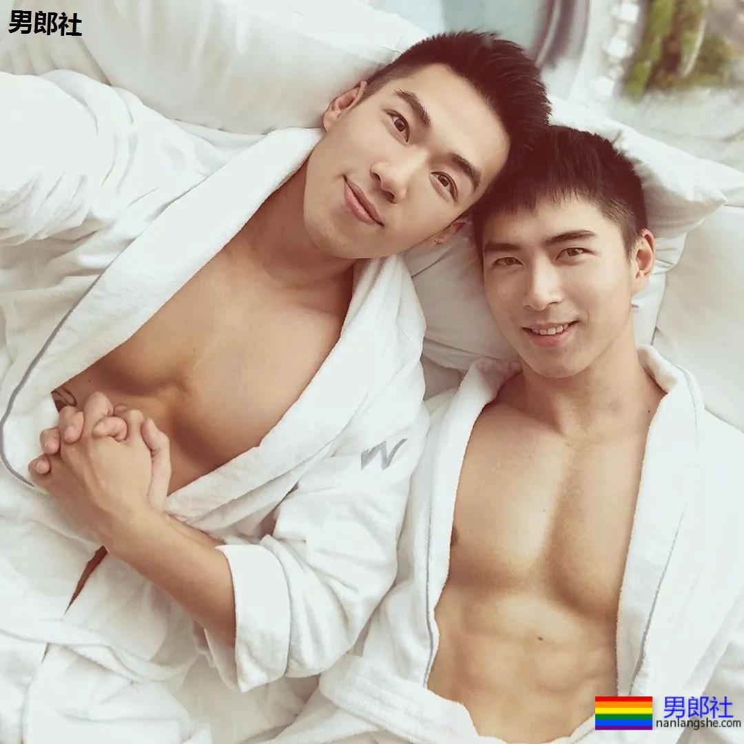 这枚包有 “ 大 " 料boy开野车，INS上各种露操作！ - 51虹马