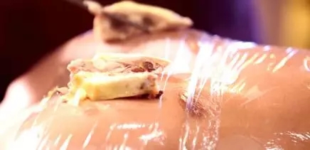 疫情之下，在家吃BF的人体宴-51虹马