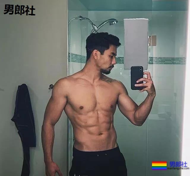 替身演员凭硬实力抢镜，还曾是《花木兰》男主的候选人？ - 51虹马