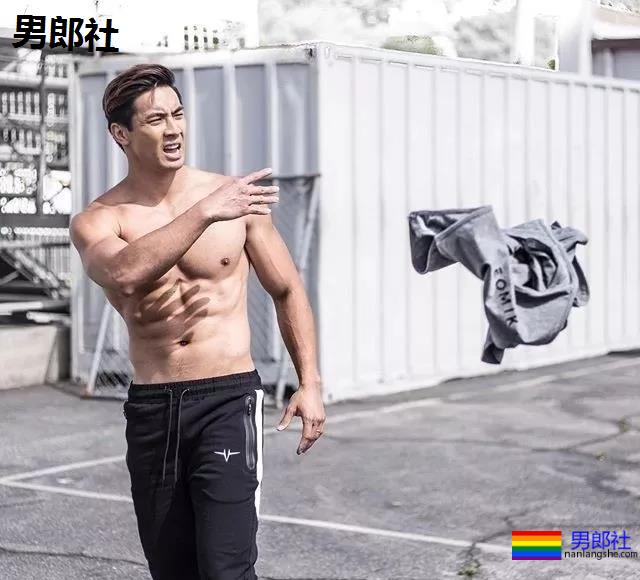 替身演员凭硬实力抢镜，还曾是《花木兰》男主的候选人？ - 51虹马