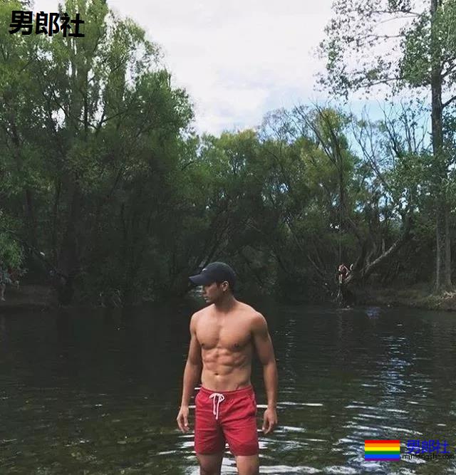 替身演员凭硬实力抢镜，还曾是《花木兰》男主的候选人？ - 51虹马