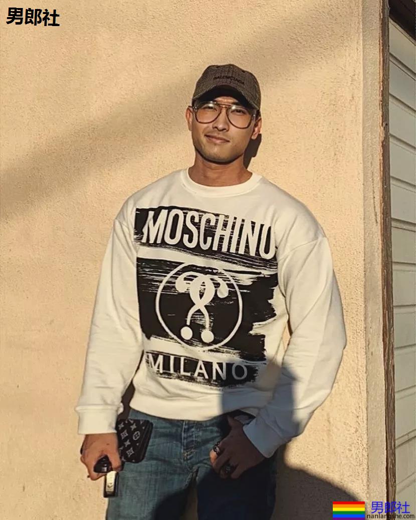 国产男模上位之路，全裸五码私照刷屏。 - 51虹马