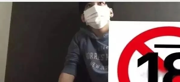 当日本小哥听说用碳酸水泡丁丁可以延时后... - 51虹马 当日本小哥听说用碳酸水泡丁丁可以延时后... - 51虹马