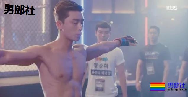 185寸头肌肉小狼狗，长腿翘臀好身材爆红，帅到窒息啊！ - 51虹马