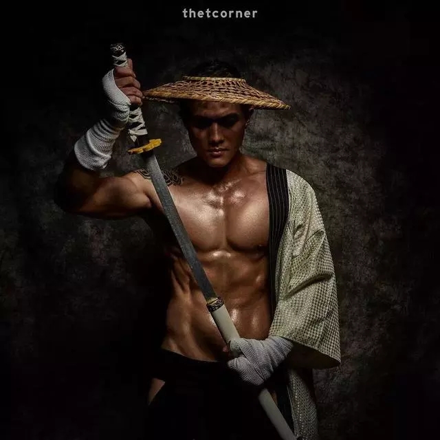 越南小哥写真走红网络，身材性感让人流鼻血！ - 51虹马