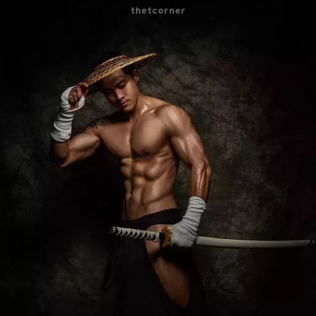 越南小哥写真走红网络，身材性感让人流鼻血！ - 51虹马