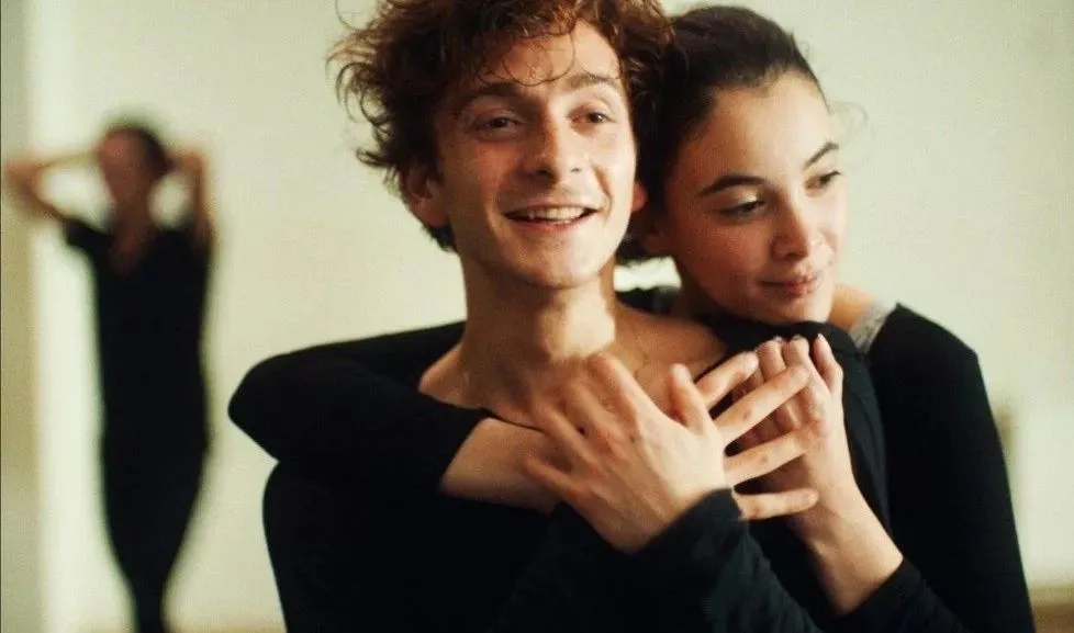 《然后我们跳了舞》：用温柔的舞步撩动男权 - 51虹马