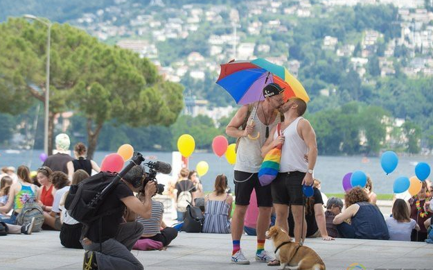 瑞士政府表态支持同性婚姻立法 - 51虹马