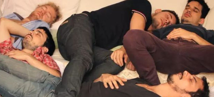 你会跟自己的好朋友发生关系吗? - 51虹马 你会跟自己的好朋友发生关系吗? - 51虹马