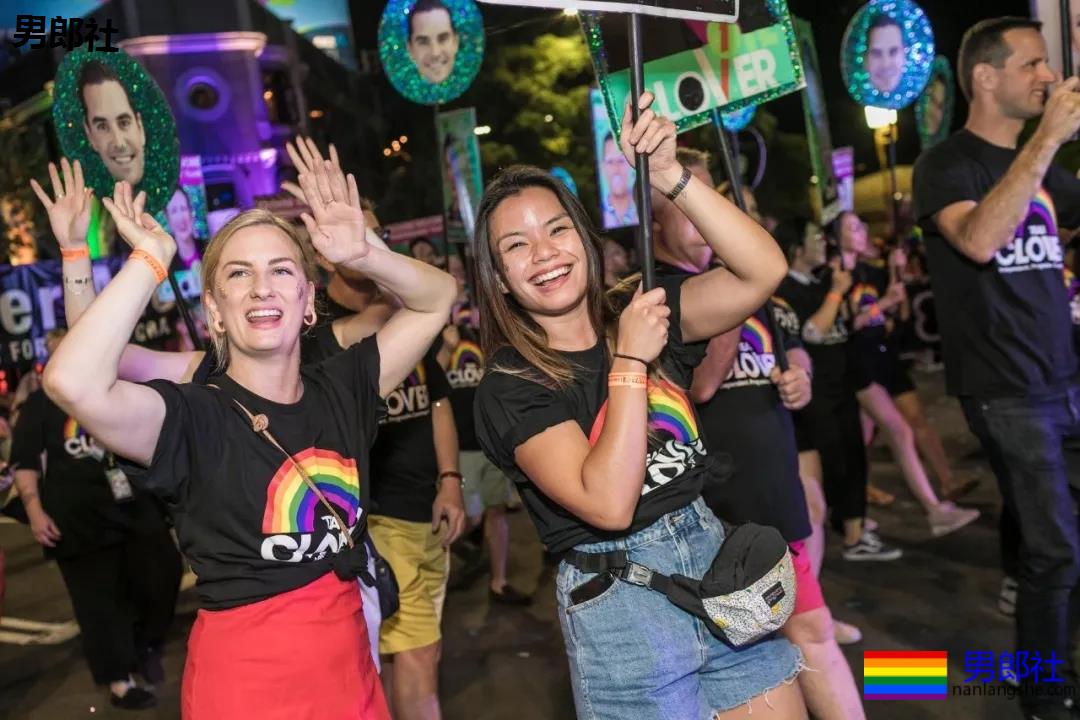 组图：悉尼年度同性恋狂欢节上演骄傲大游行 - 51虹马
