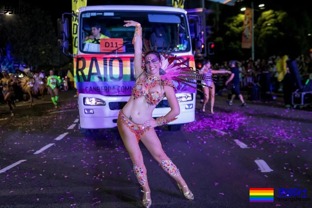 组图：悉尼年度同性恋狂欢节上演骄傲大游行 - 51虹马