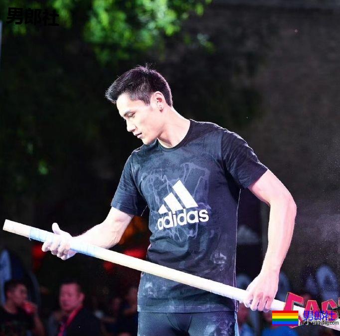 撑杆跳高届的彭于晏火了，这看点跟陈艾森不分伯仲啊？！ - 51虹马