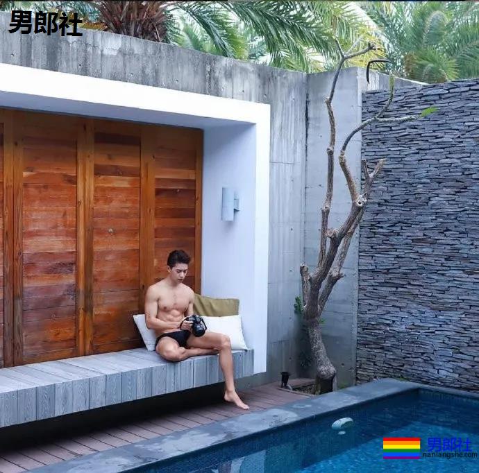 一组内内写真，毕业于台北医学大学的丰士超-51虹马