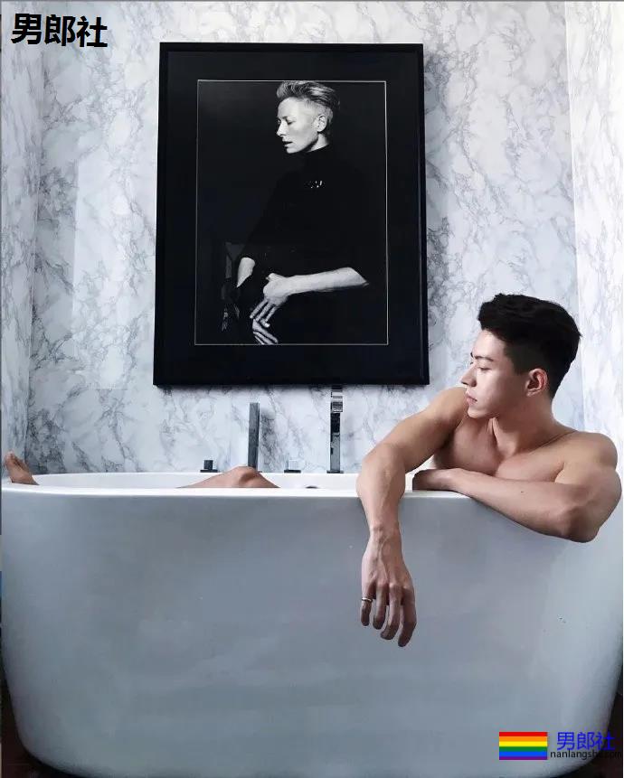 一组内内写真，毕业于台北医学大学的丰士超 - 51虹马