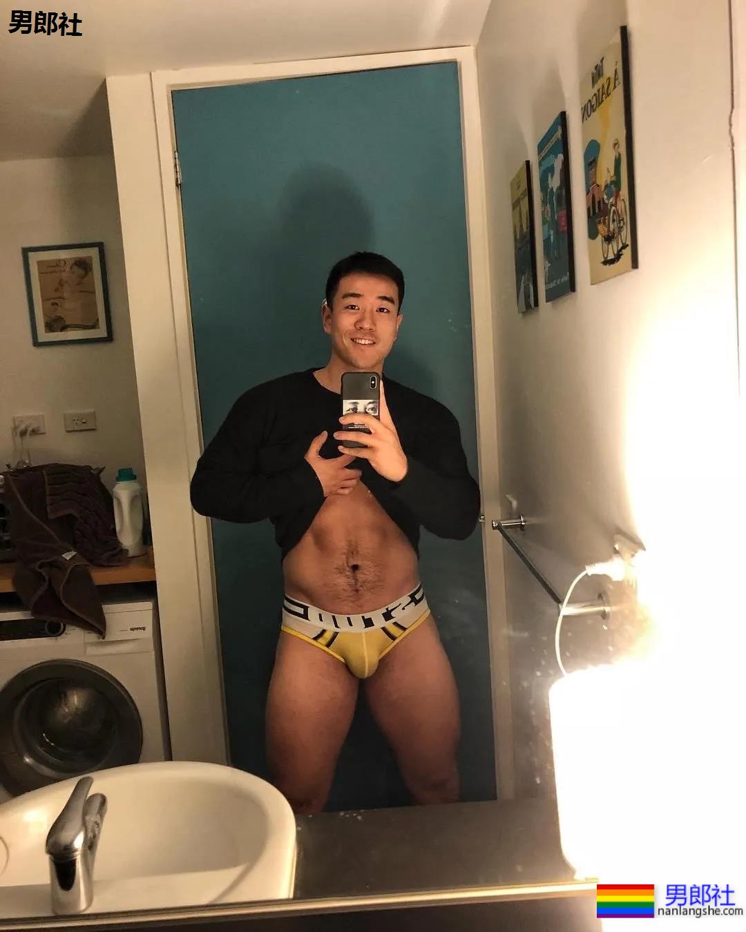 对话推特23万粉丝的超级网黄 - 51虹马 对话推特23万粉丝的超级网黄 - 51虹马