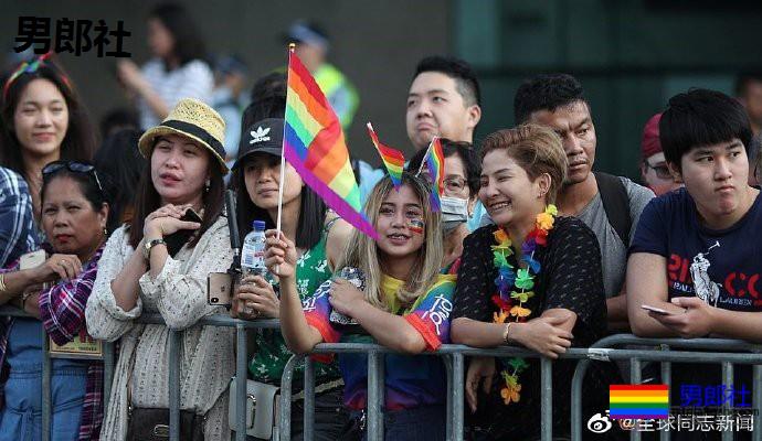 澳大利亚的悉尼举行盛大的骄傲游行 - 51虹马