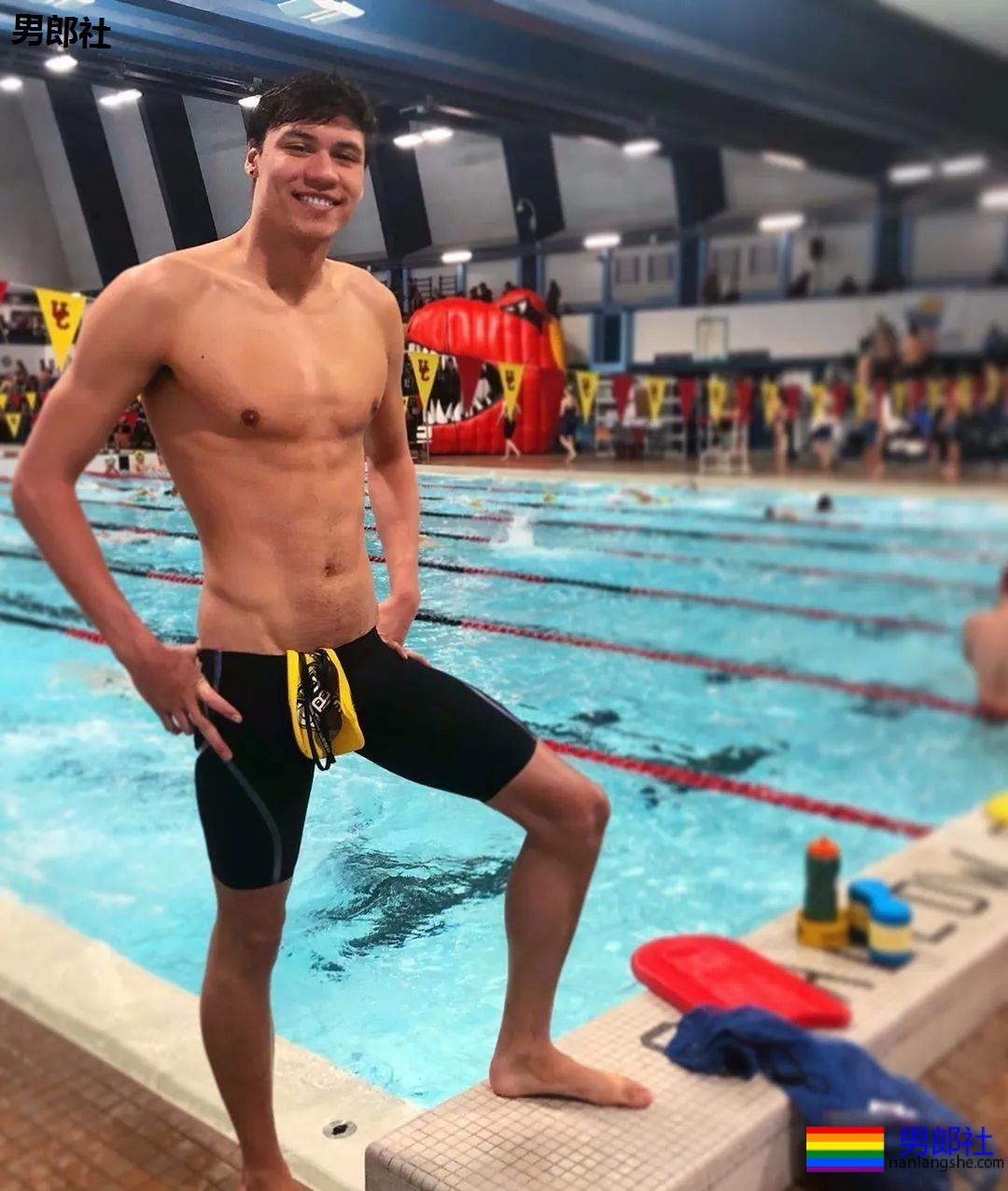 22岁世界游泳冠军出柜了！队友强力支持 - 51虹马