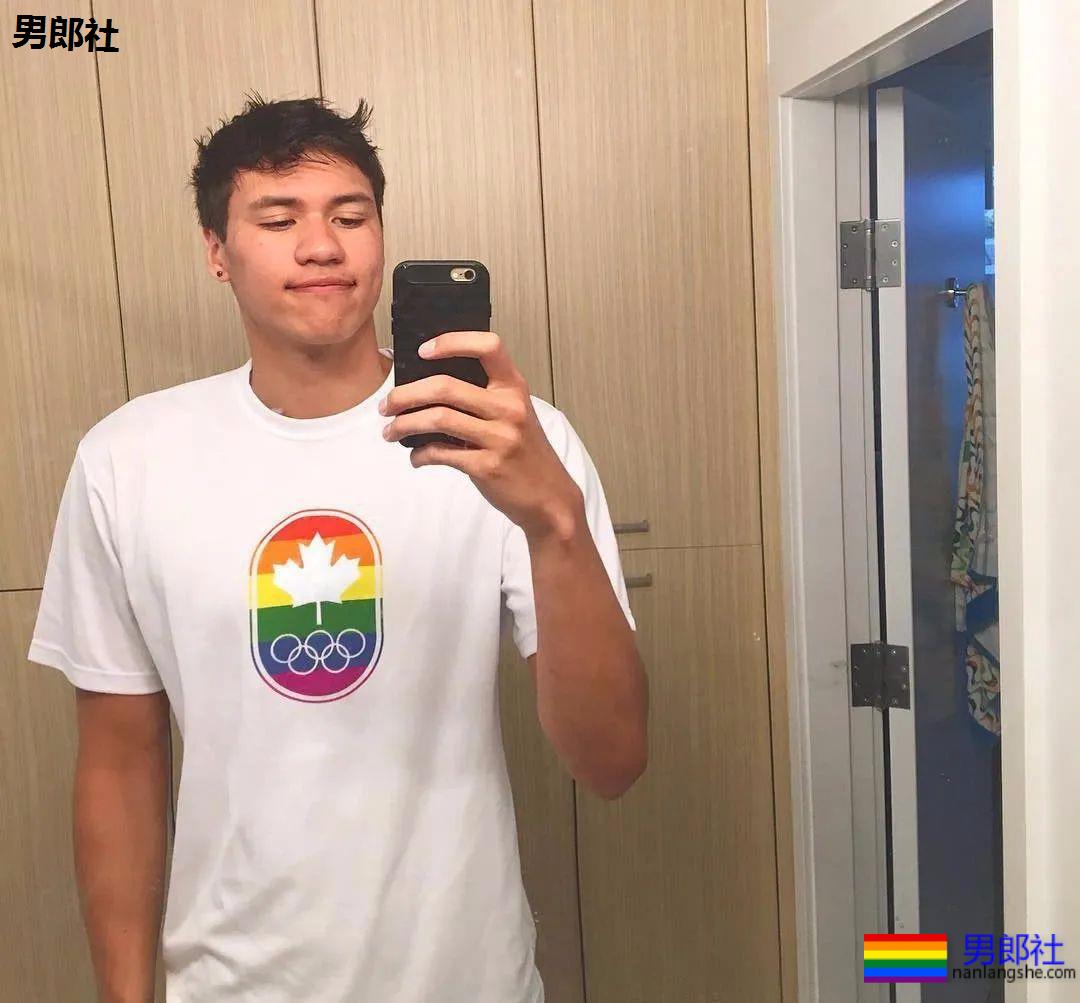 22岁世界游泳冠军出柜了！队友强力支持 - 51虹马