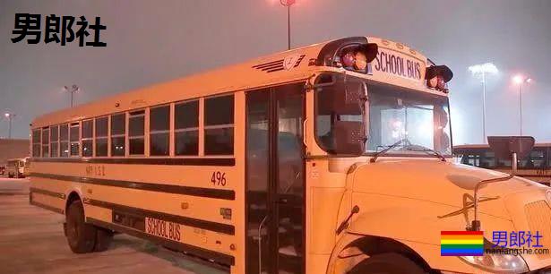 学长在校车上两次性侵自己的小学弟-51虹马