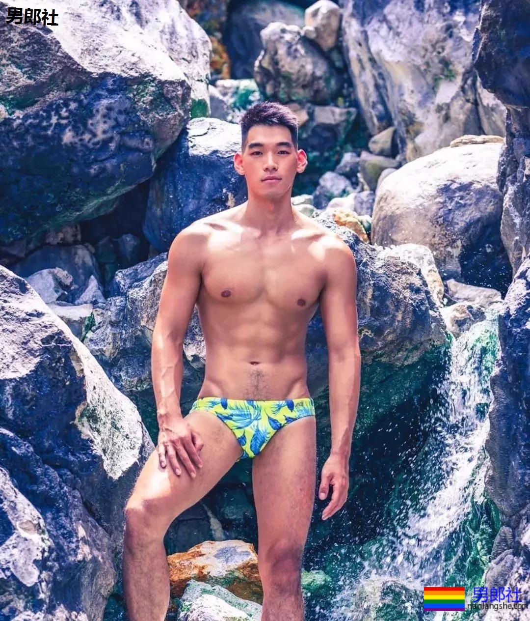 野外的体育生，太TM性感了！ - 51虹马