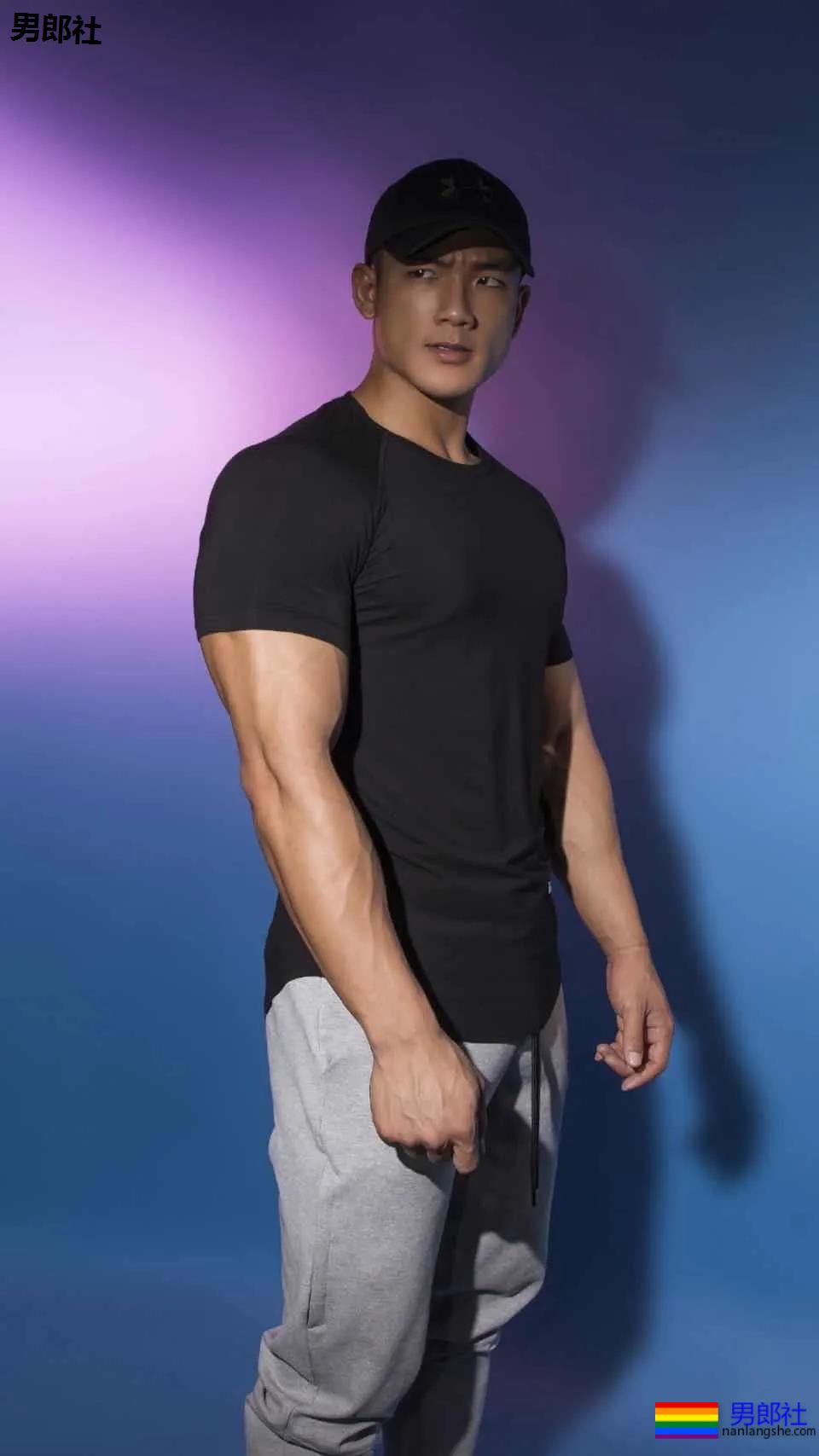 超大Dior的麒麟臂小哥哥，活很好惹~ - 51虹马