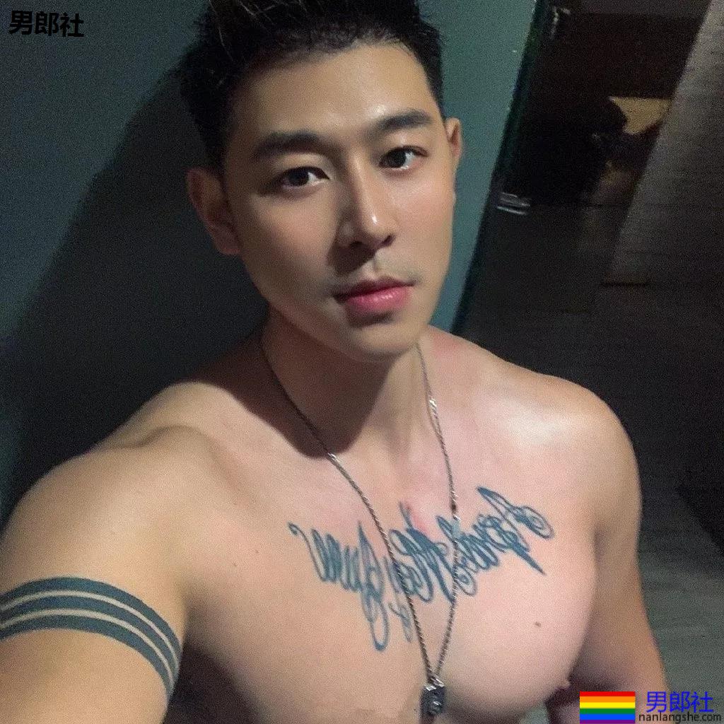 肌肉私教私活接不停!劲爆推特风大胸肌肉外卖小哥,忍不住了! - 51虹马 肌肉私教私活接不停!劲爆推特风大胸肌肉外卖小哥,忍不住了! - 51虹马