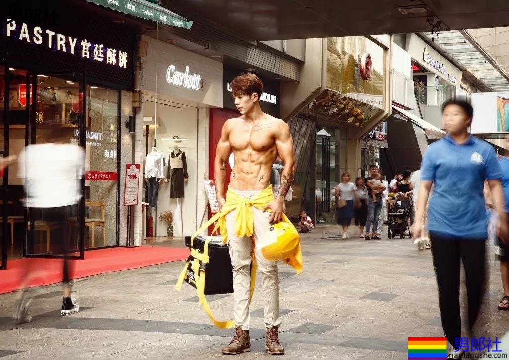 肌肉私教私活接不停!劲爆推特风大胸肌肉外卖小哥,忍不住了! - 51虹马 肌肉私教私活接不停!劲爆推特风大胸肌肉外卖小哥,忍不住了! - 51虹马