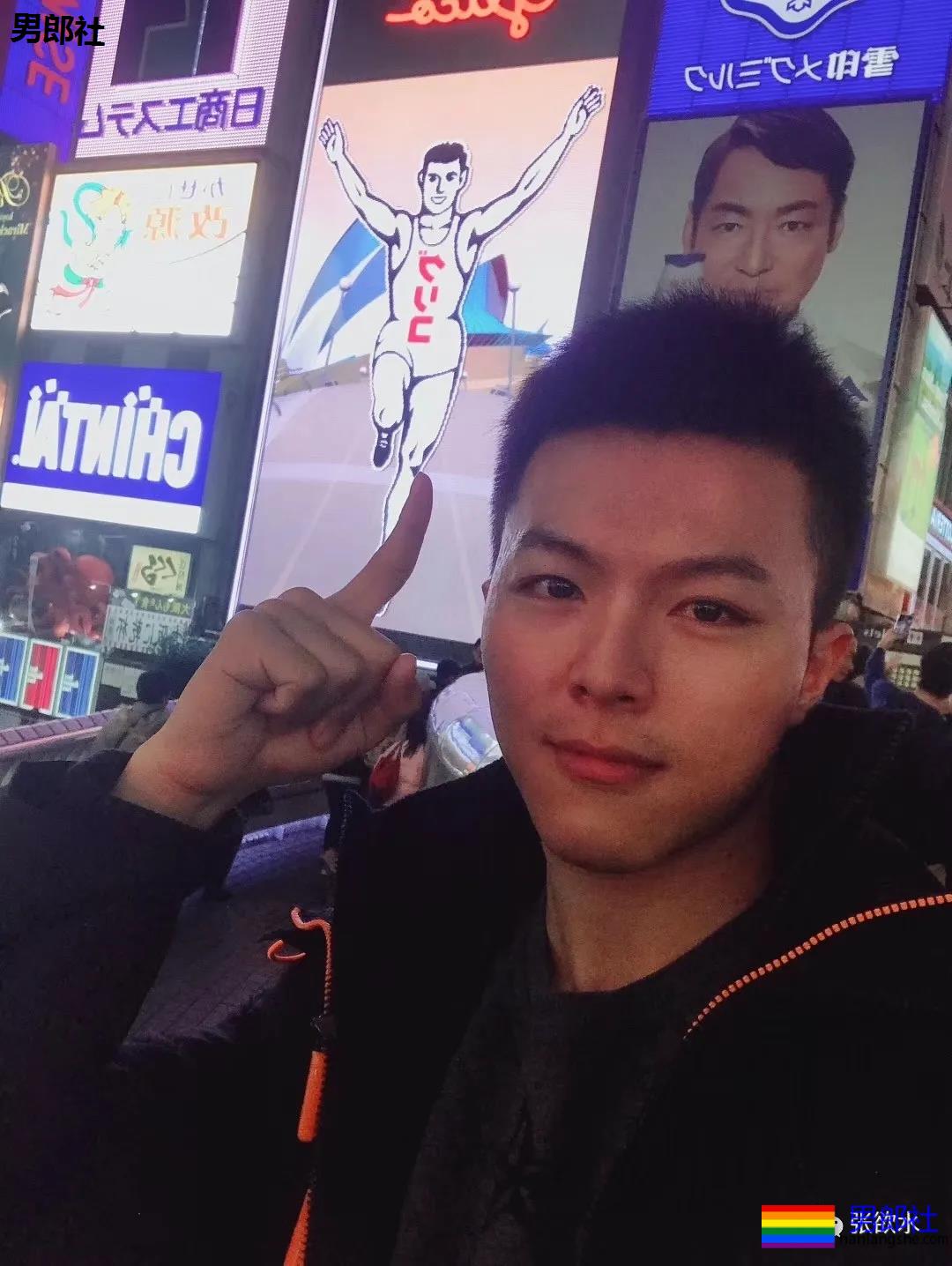 相比去酒吧都要蹭门票的“野鸡”，他们才算是人生赢家！ - 51虹马