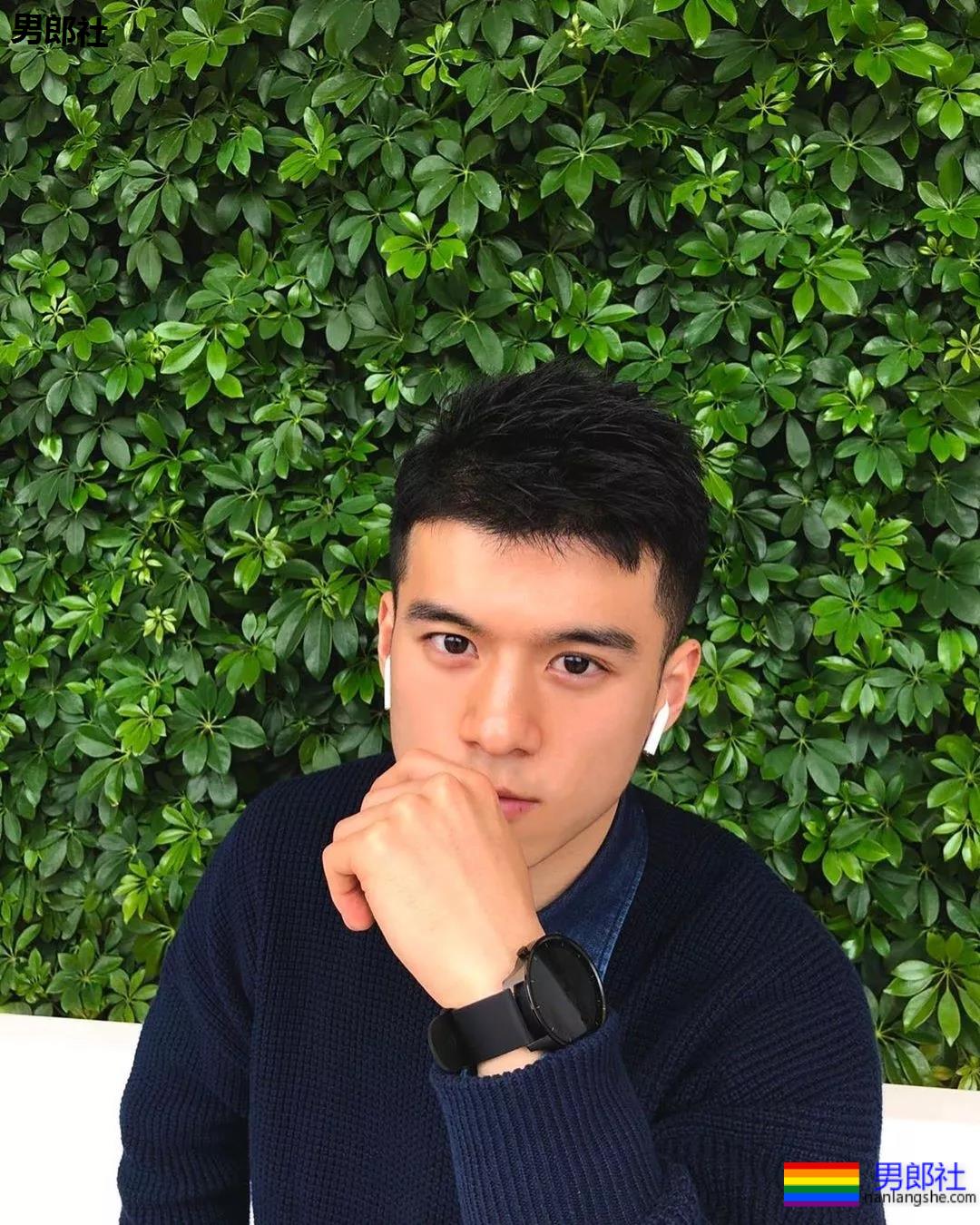 相比去酒吧都要蹭门票的“野鸡”，他们才算是人生赢家！ - 51虹马