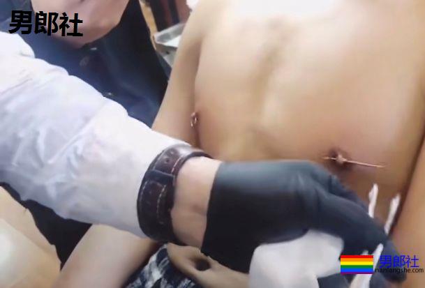 穿乳环的体验 - 51虹马