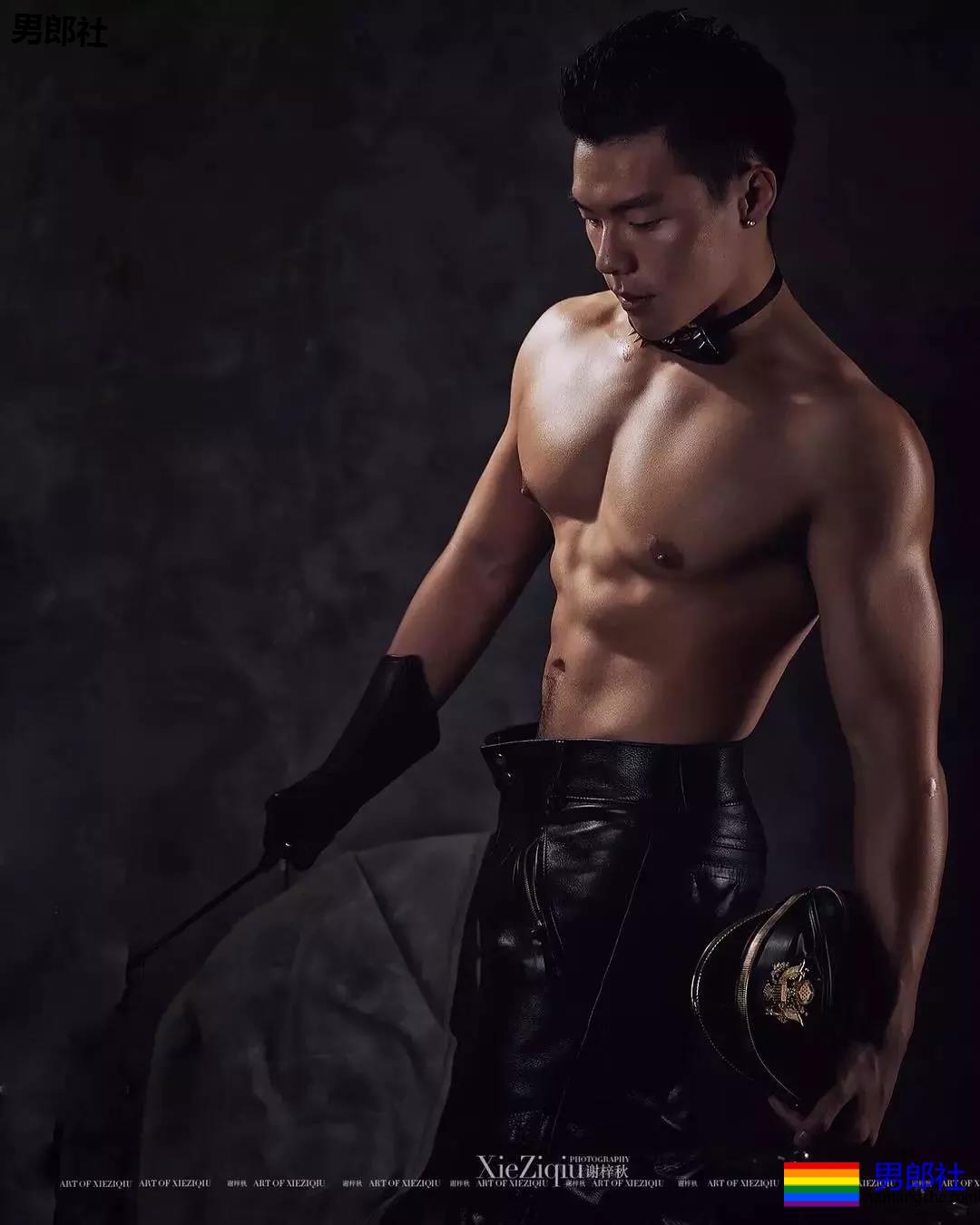 向左玩大尺度卖“肉”，满屏SAO气，郭碧婷知道吗？ - 51虹马