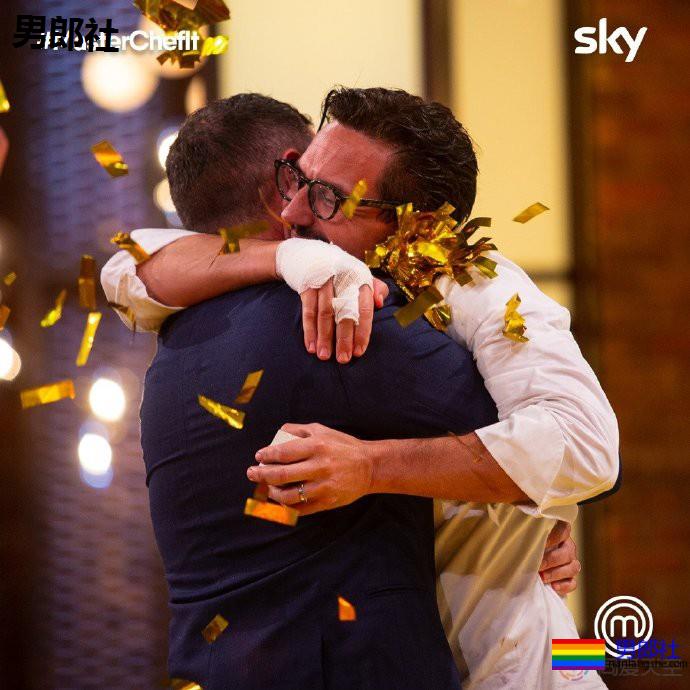 意版《厨艺大师》冠军在电视直播中向同性伴侣求婚 - 51虹马