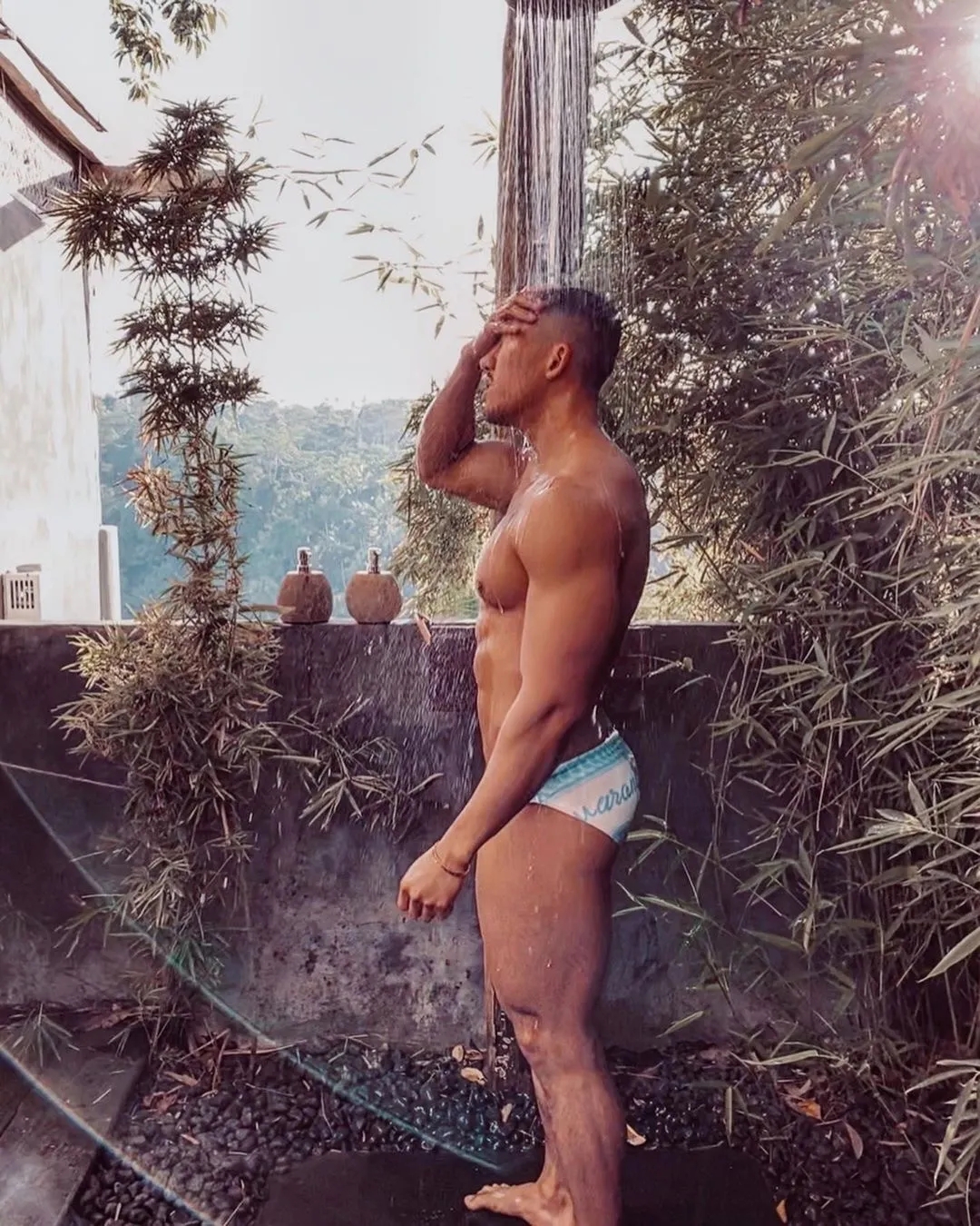 我的警察老公原来是gay - 51虹马 我的警察老公原来是gay - 51虹马