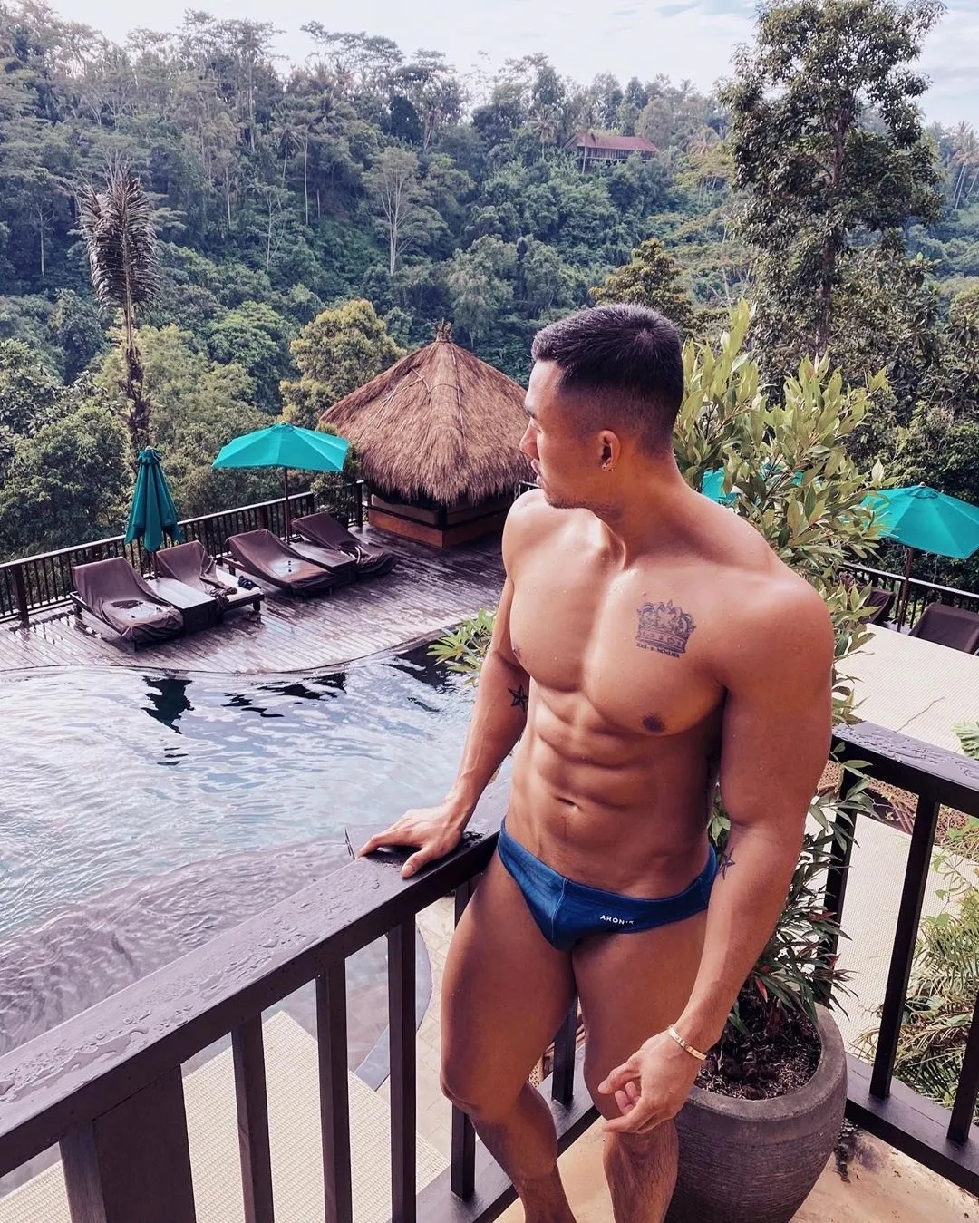 我的警察老公原来是gay - 51虹马 我的警察老公原来是gay - 51虹马