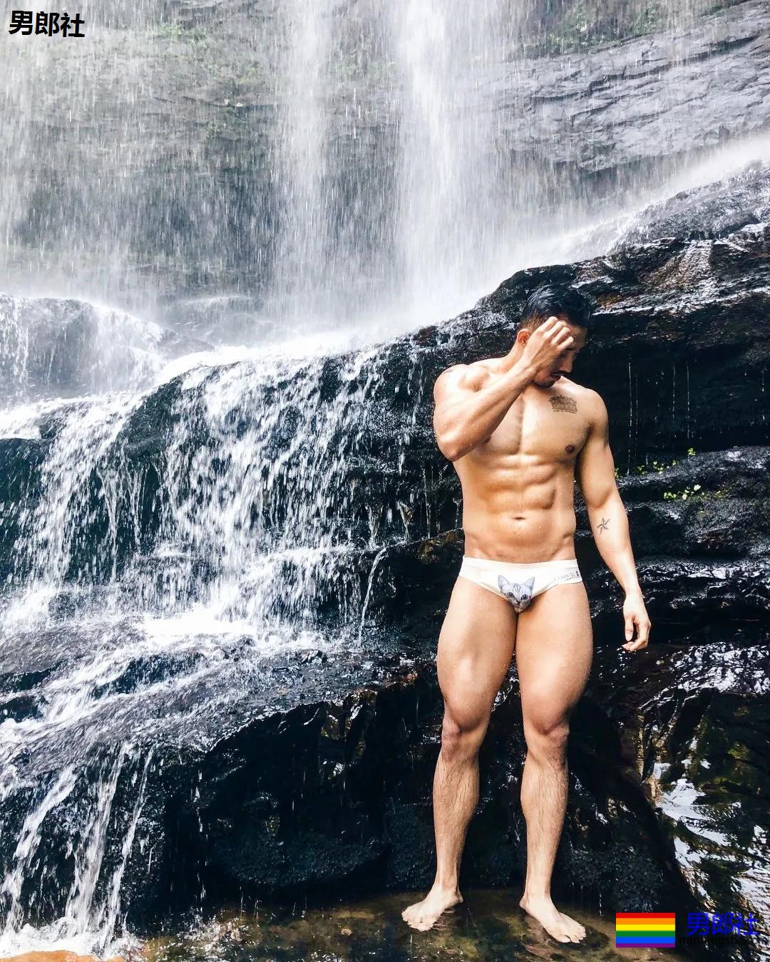 做了七年MB，买了5套房 - 51虹马