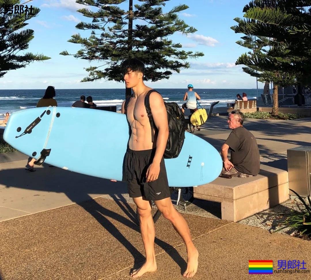 185cm大大大长腿小哥哥，来我家做客！ - 51虹马