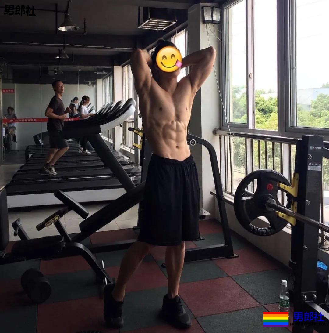 185cm大大大长腿小哥哥，来我家做客！ - 51虹马