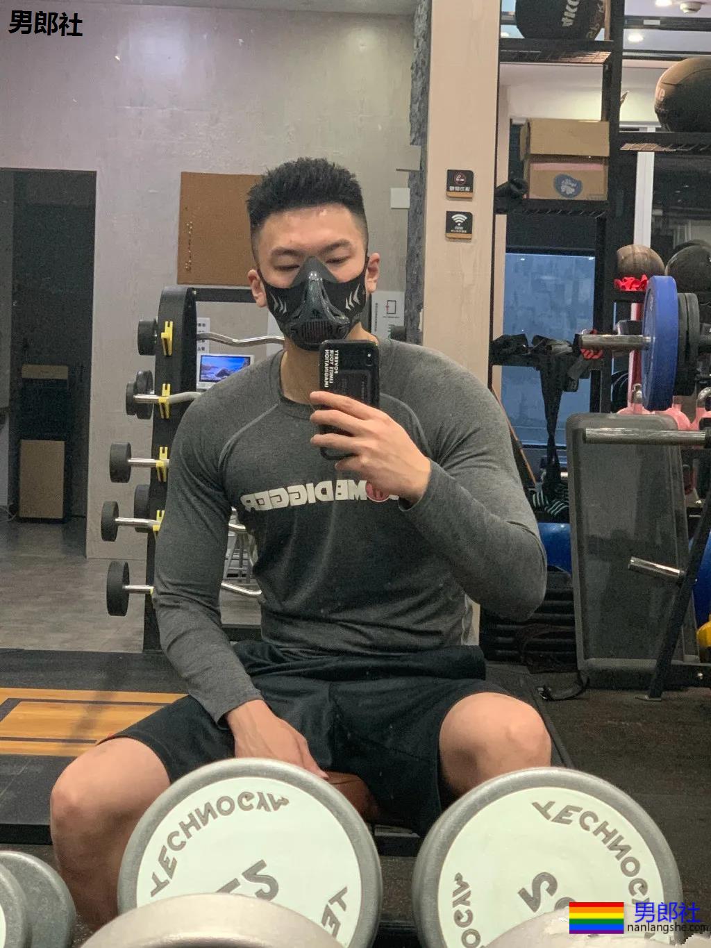 197CM大长腿排球运动员,痞帅腹肌长腿大鼻子超A惹! - 51虹马 197CM大长腿排球运动员,痞帅腹肌长腿大鼻子超A惹! - 51虹马