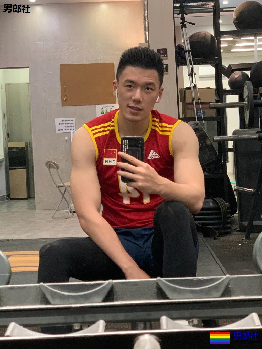 197CM大长腿排球运动员,痞帅腹肌长腿大鼻子超A惹! - 51虹马 197CM大长腿排球运动员,痞帅腹肌长腿大鼻子超A惹! - 51虹马