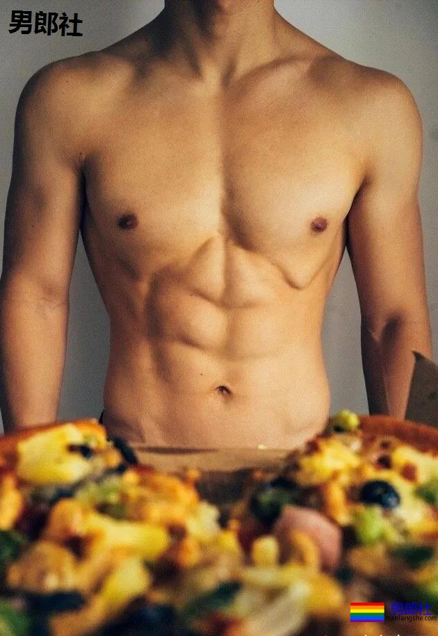 185高鼻梁筋肉大弟弟，狼腰长腿翘臀我可以玩儿一年！ - 51虹马