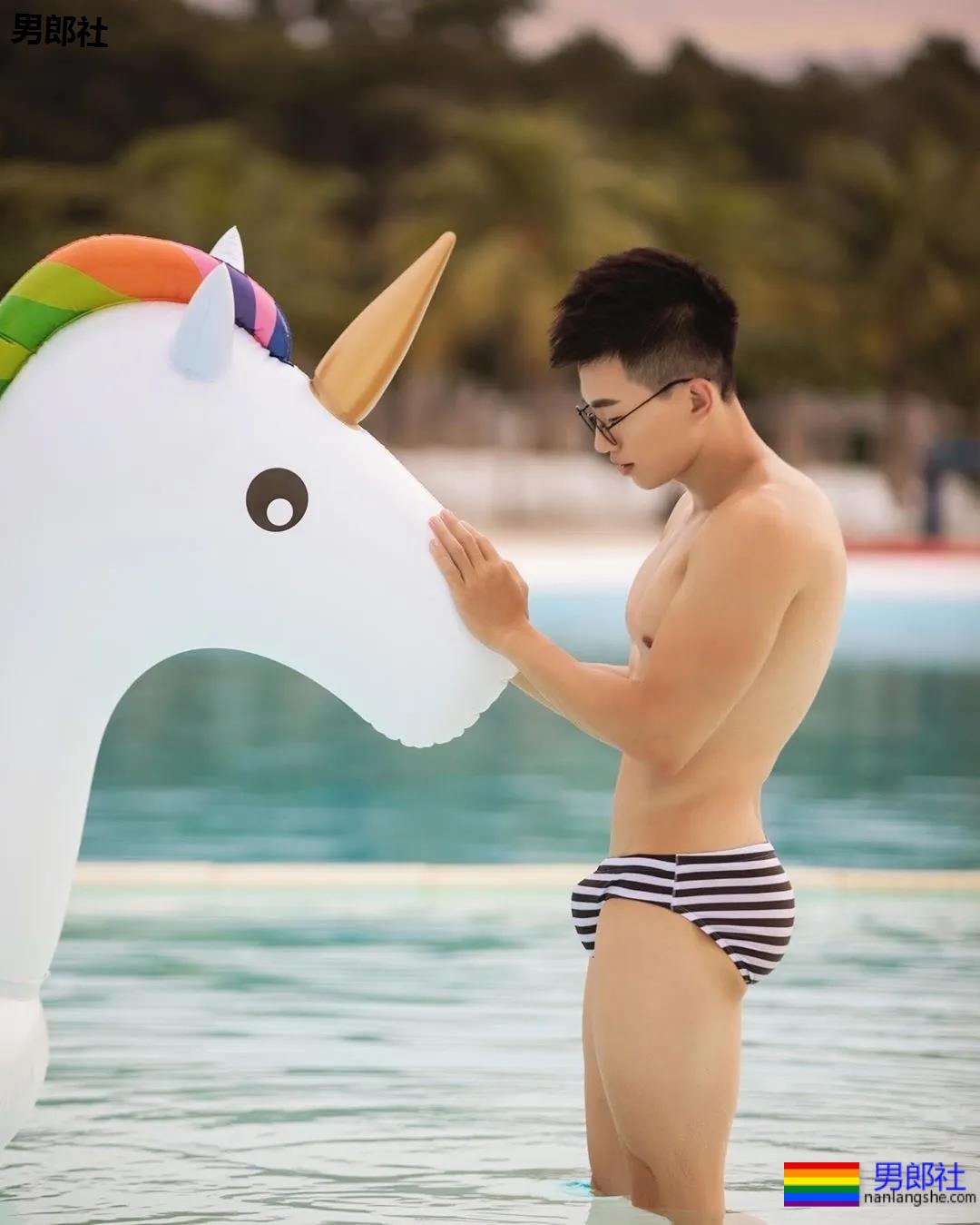 爱上35岁的已婚男人 - 51虹马