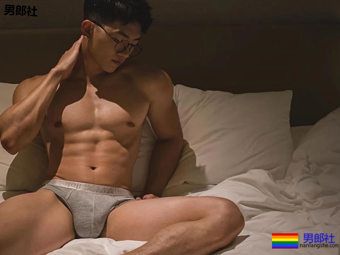 爱上35岁的已婚男人 - 51虹马