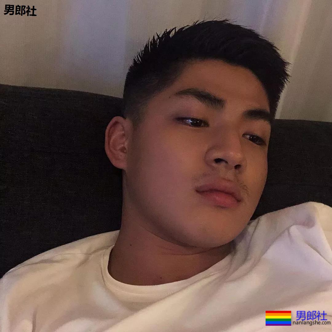 日本基V新男优上位，拍片真的拼。 - 51虹马