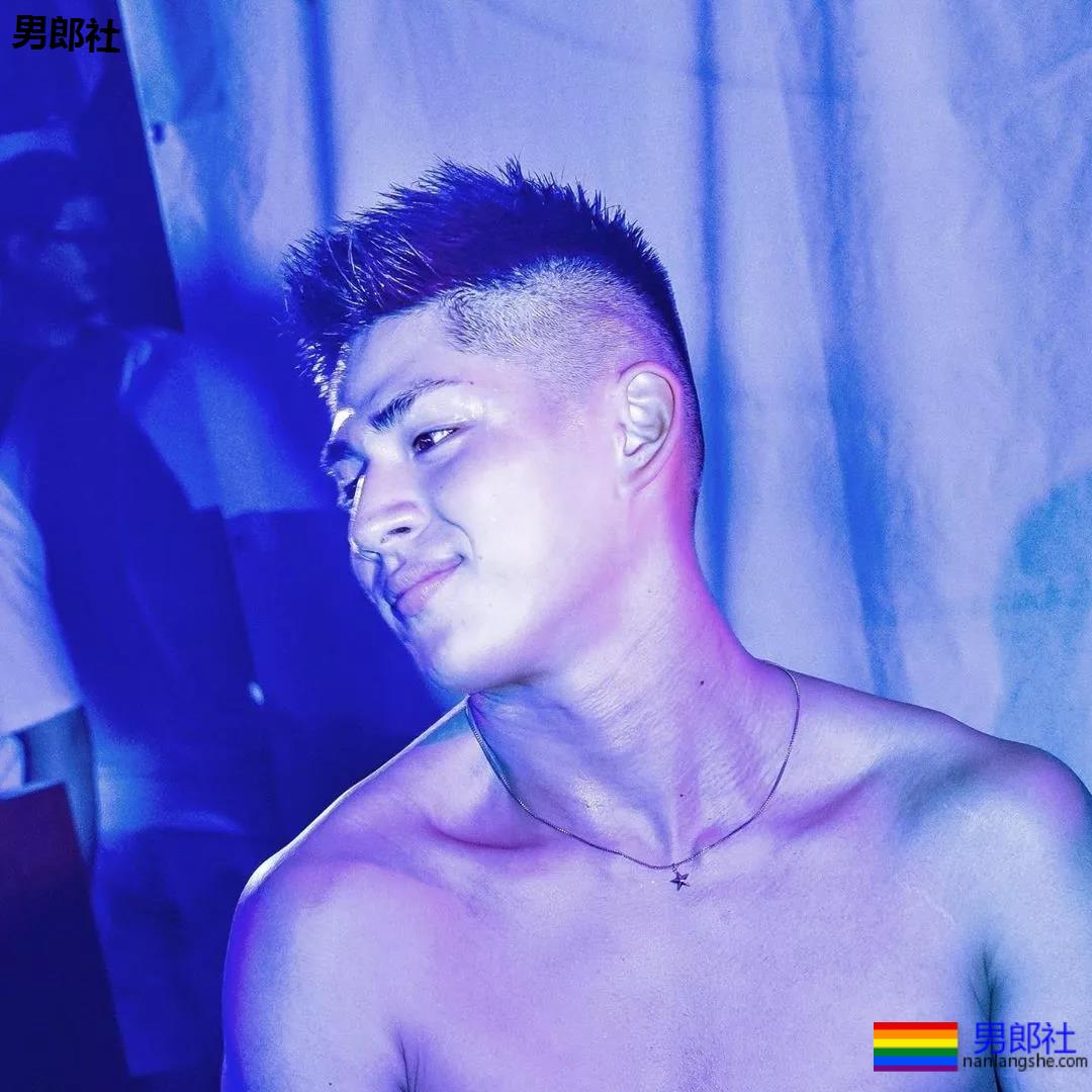 日本基V新男优上位，拍片真的拼。 - 51虹马