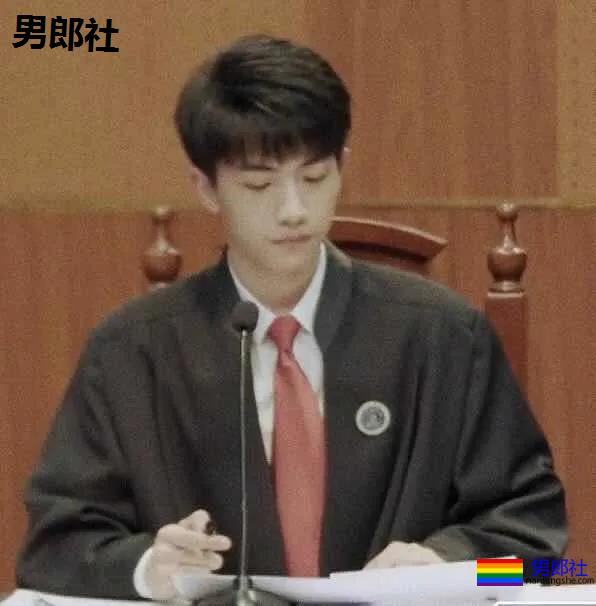 制服，体育生，肌肉男孩，你的男朋友上线撩！ - 51虹马